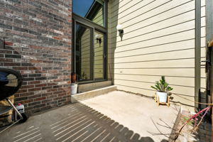  Photo 37