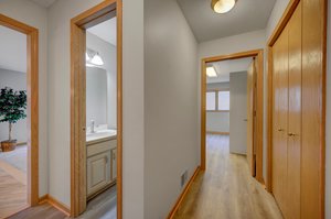 10844 Jackson Dr, Eden Prairie, MN 55347, USA Photo 16