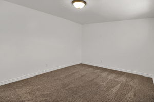  1085 Nayon Drive 5, Layton, UT 84040, US Photo 12