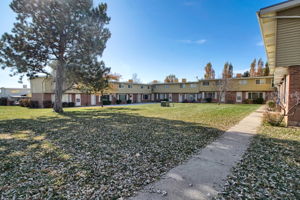  1085 Nayon Drive 5, Layton, UT 84040, US Photo 3