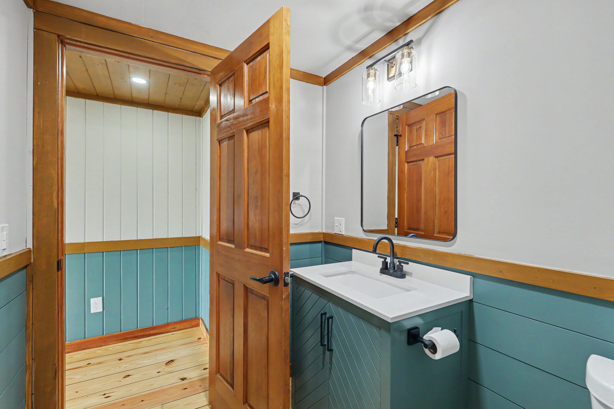 Photo 38