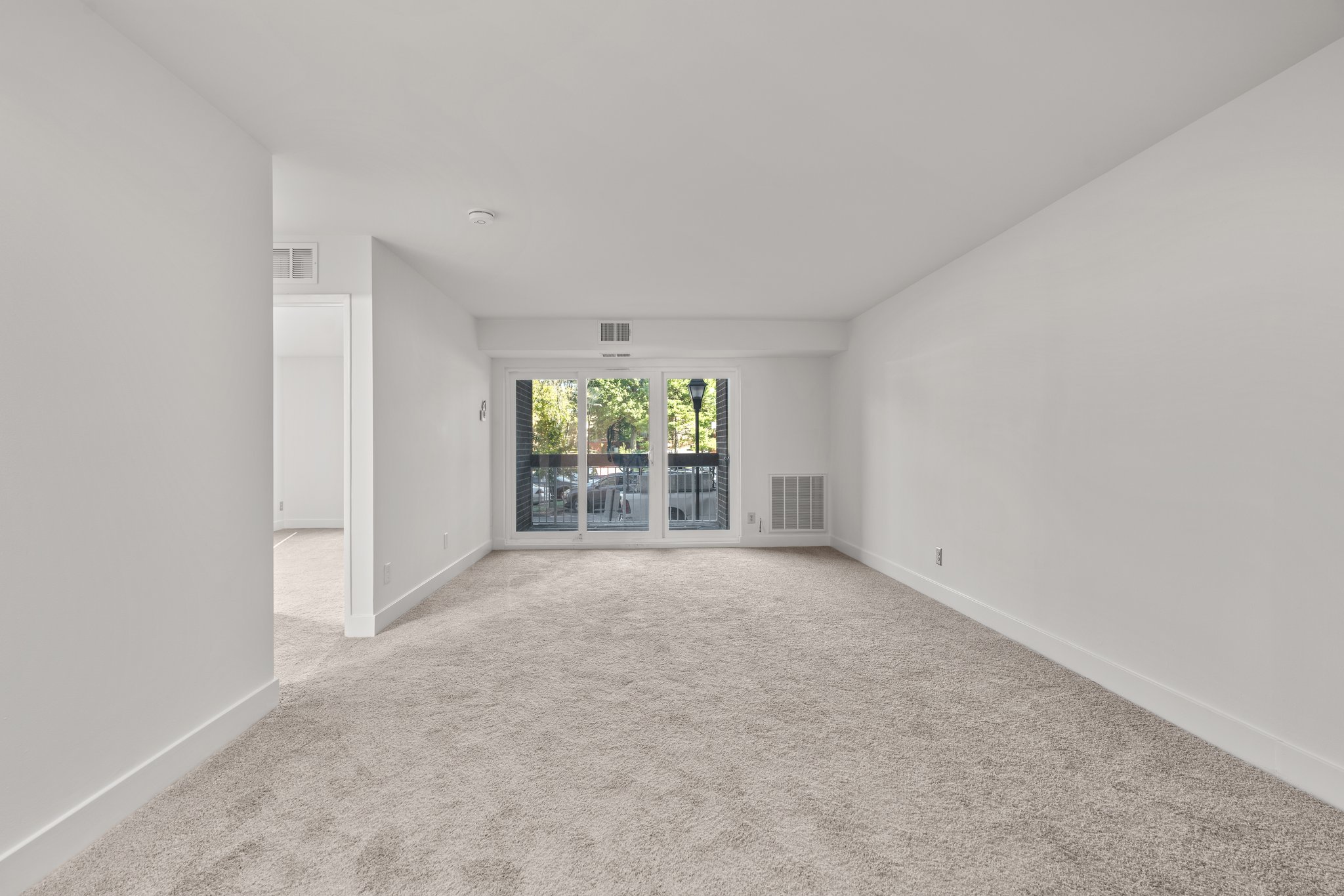 09. Living_Dining.jpg