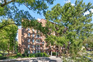 03. Front exterior .jpg