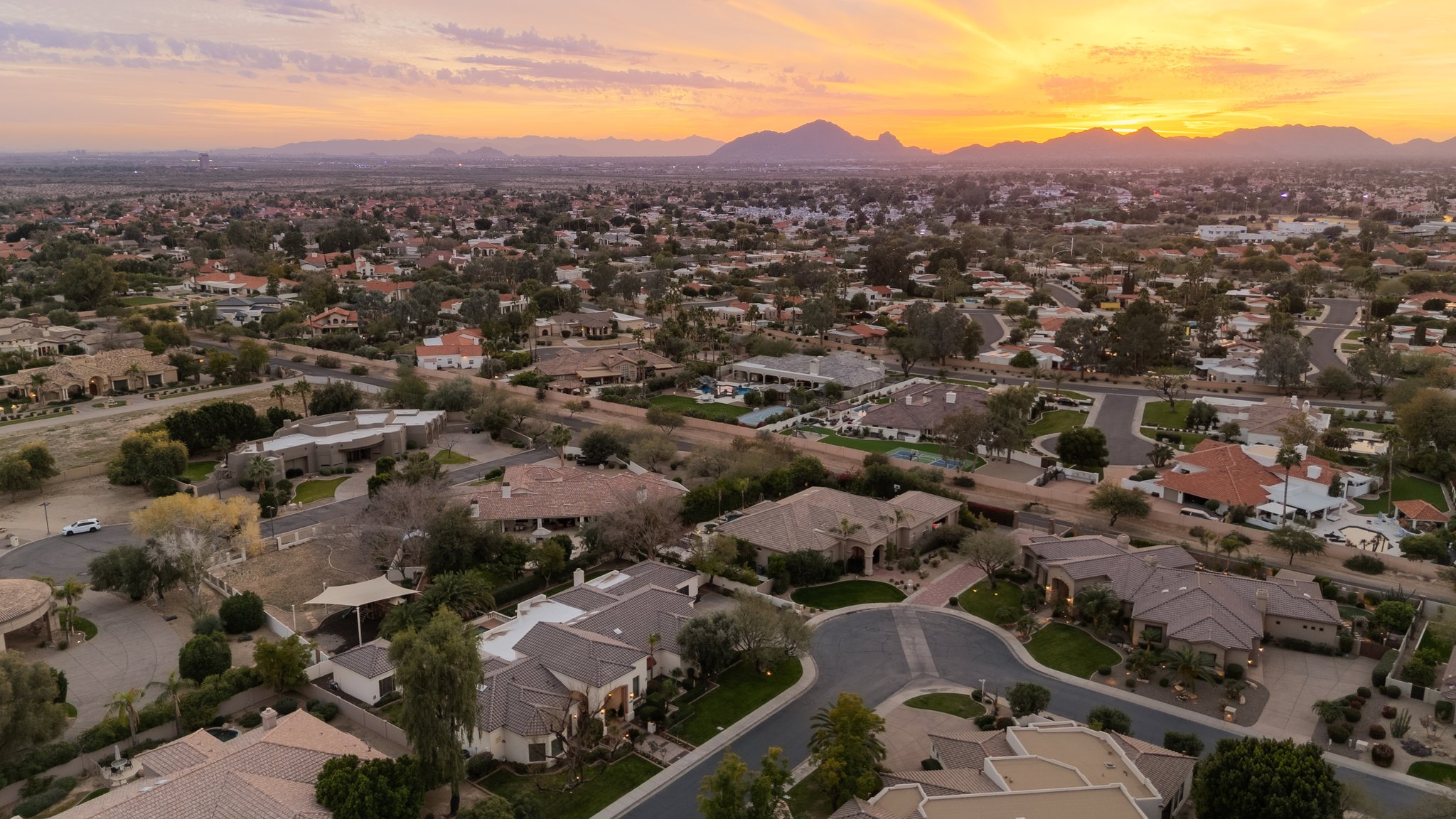 10855 E Gold Dust Ave, Scottsdale, AZ 85259 - 003.jpg