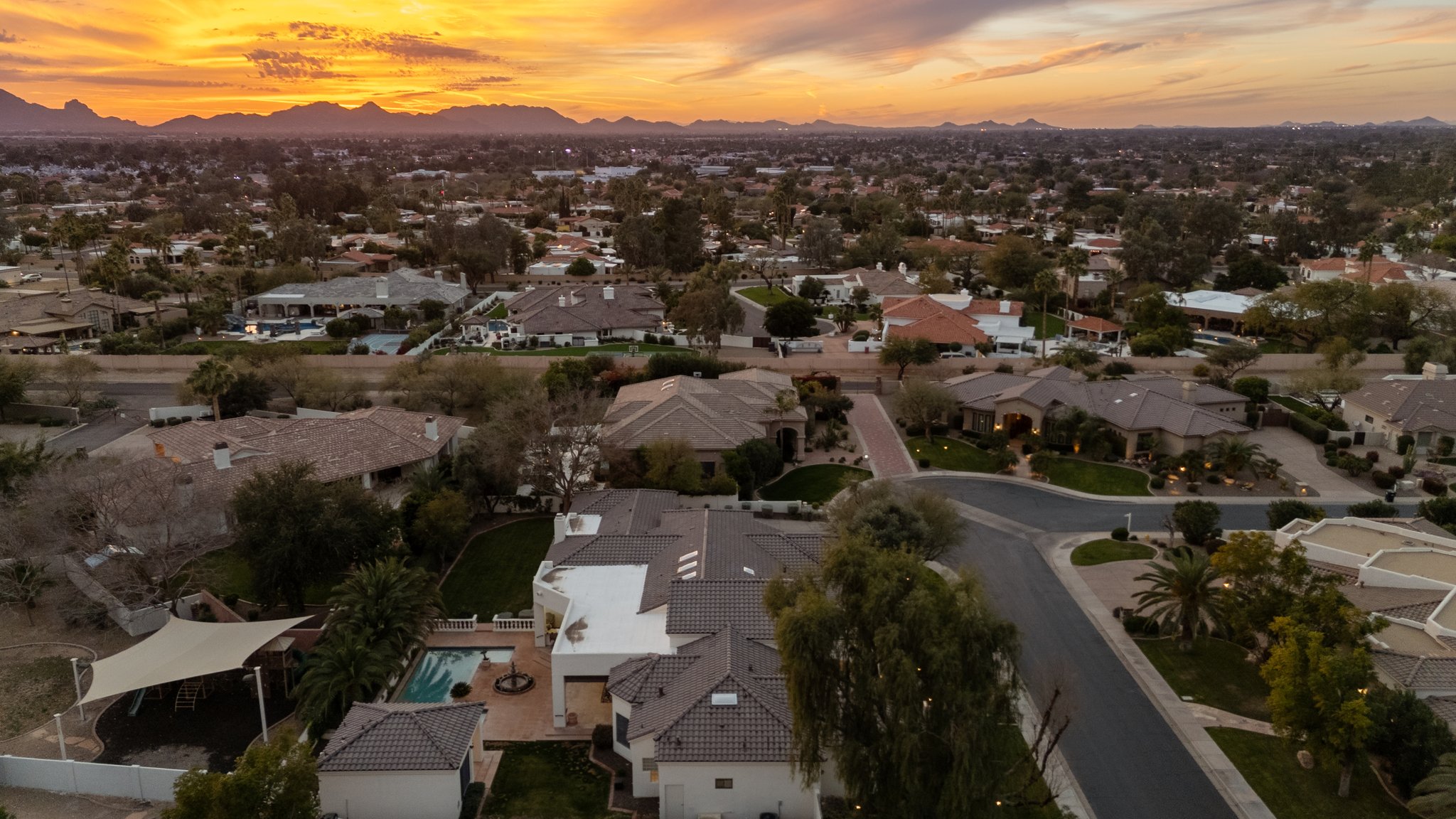 10855 E Gold Dust Ave, Scottsdale, AZ 85259 - 004.jpg