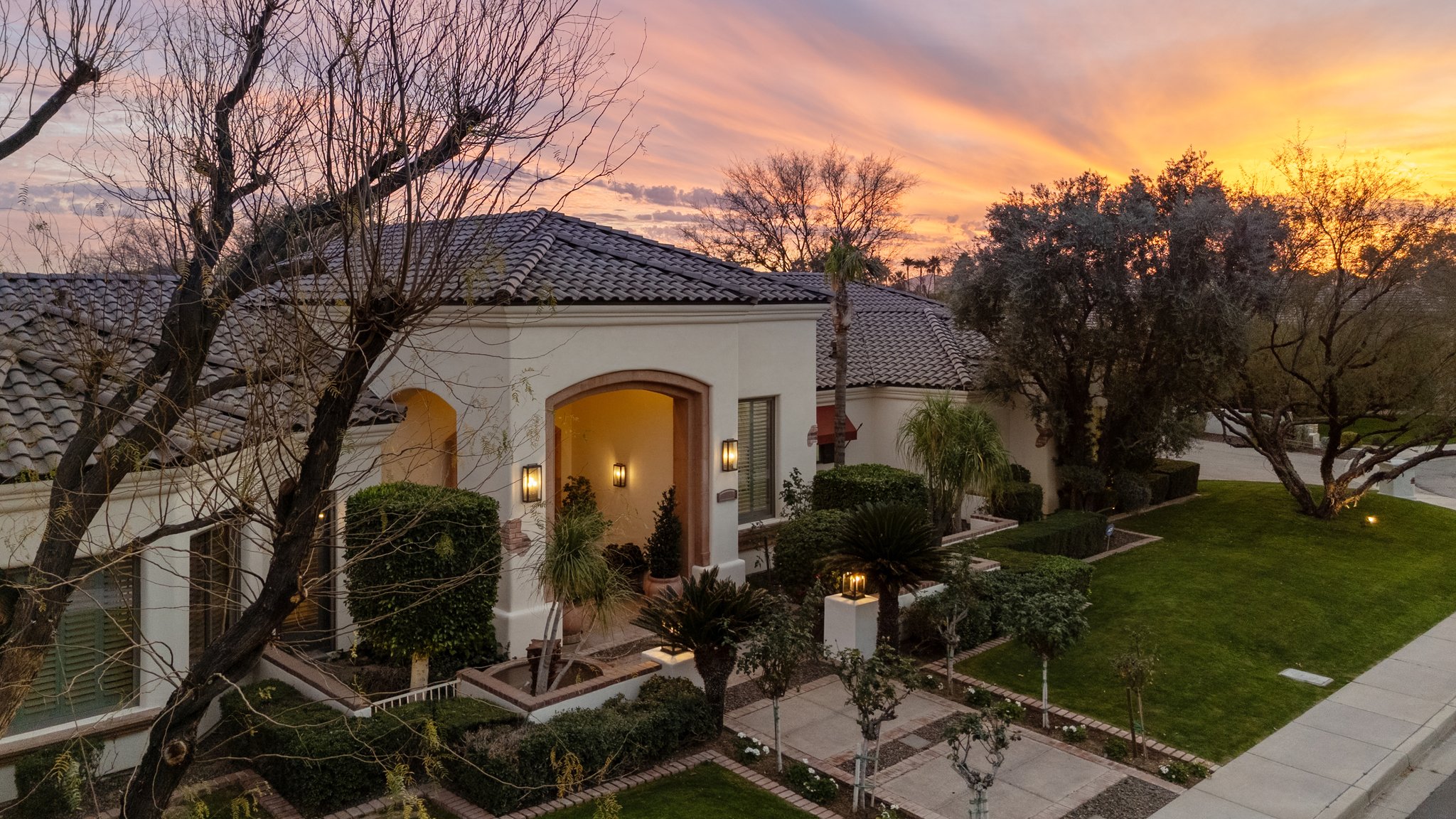 10855 E Gold Dust Ave, Scottsdale, AZ 85259 - 006.jpg