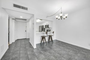 Breakfast Bar - Kitchen