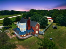 10864 E Colbert Rd-13 day to dusk.jpeg
