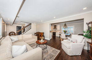 Living Room 2-2