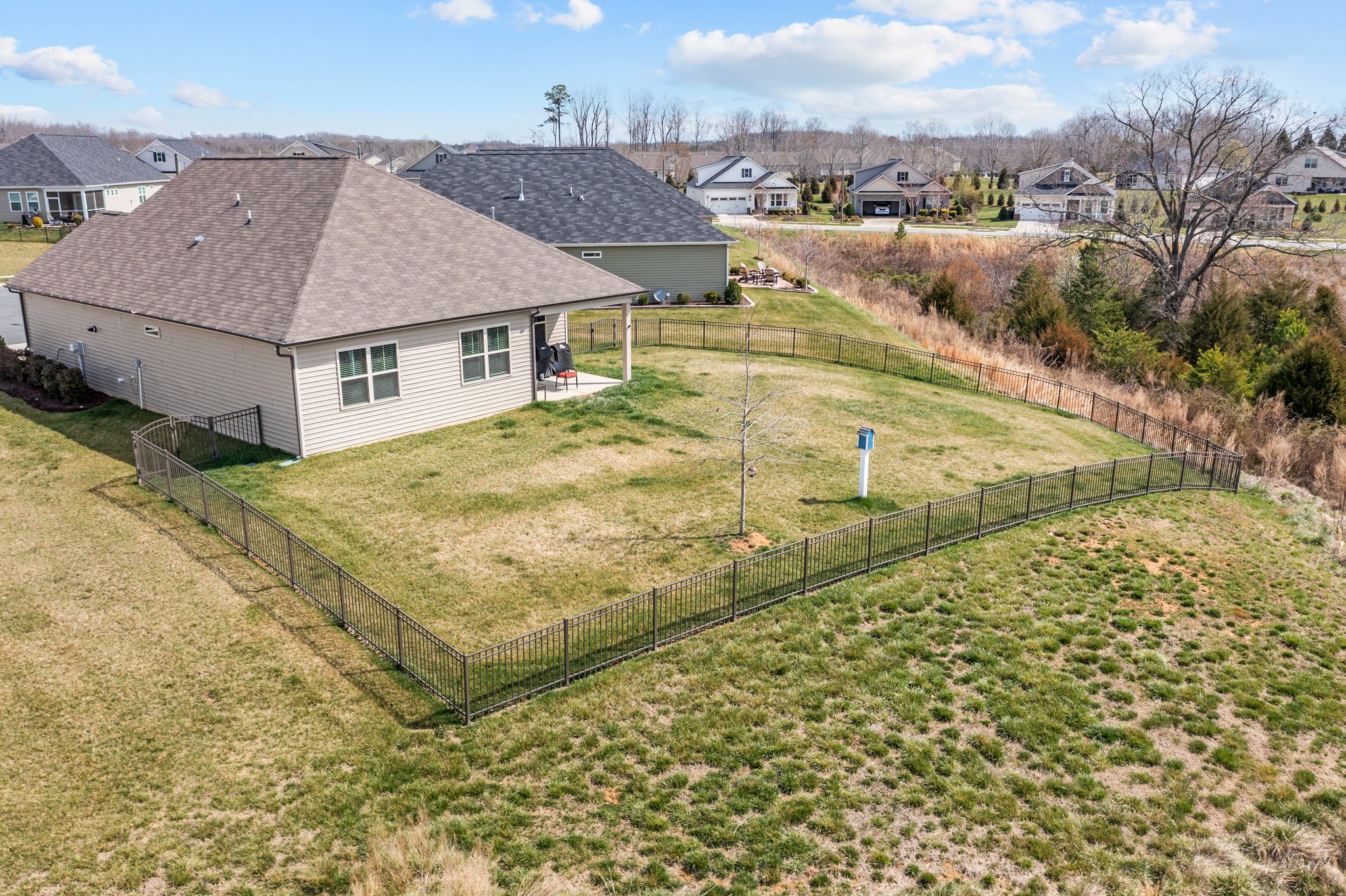 1087 Pentland Pl, Burlington, NC 27215, USA Photo 13