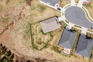 1087 Pentland Pl, Burlington, NC 27215, USA Photo 9