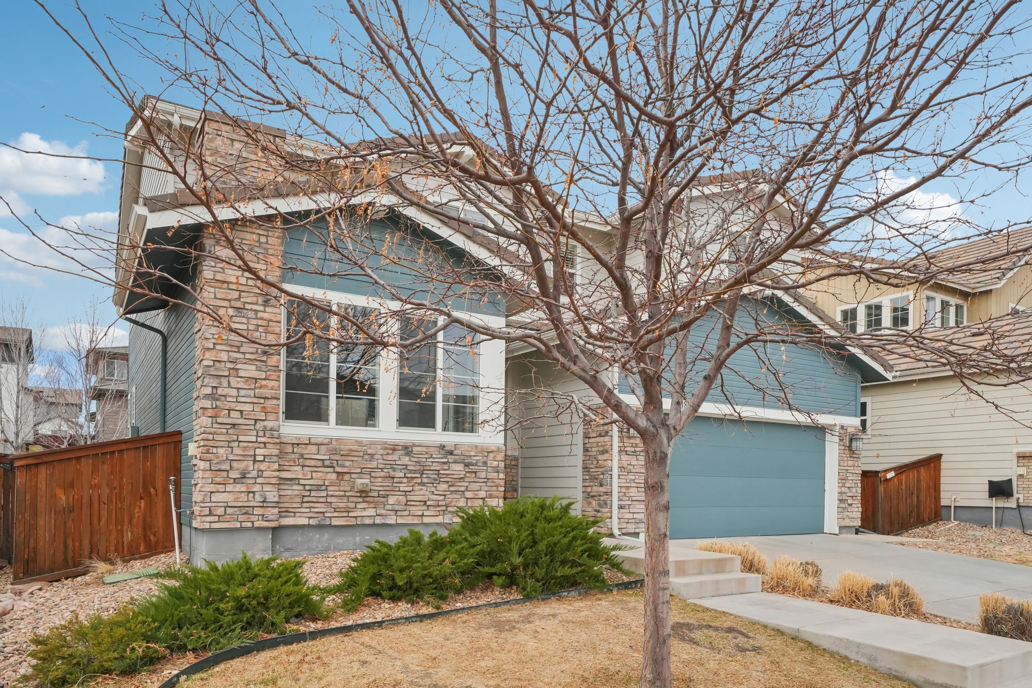 Touchstone Loop-S1403-002.jpg