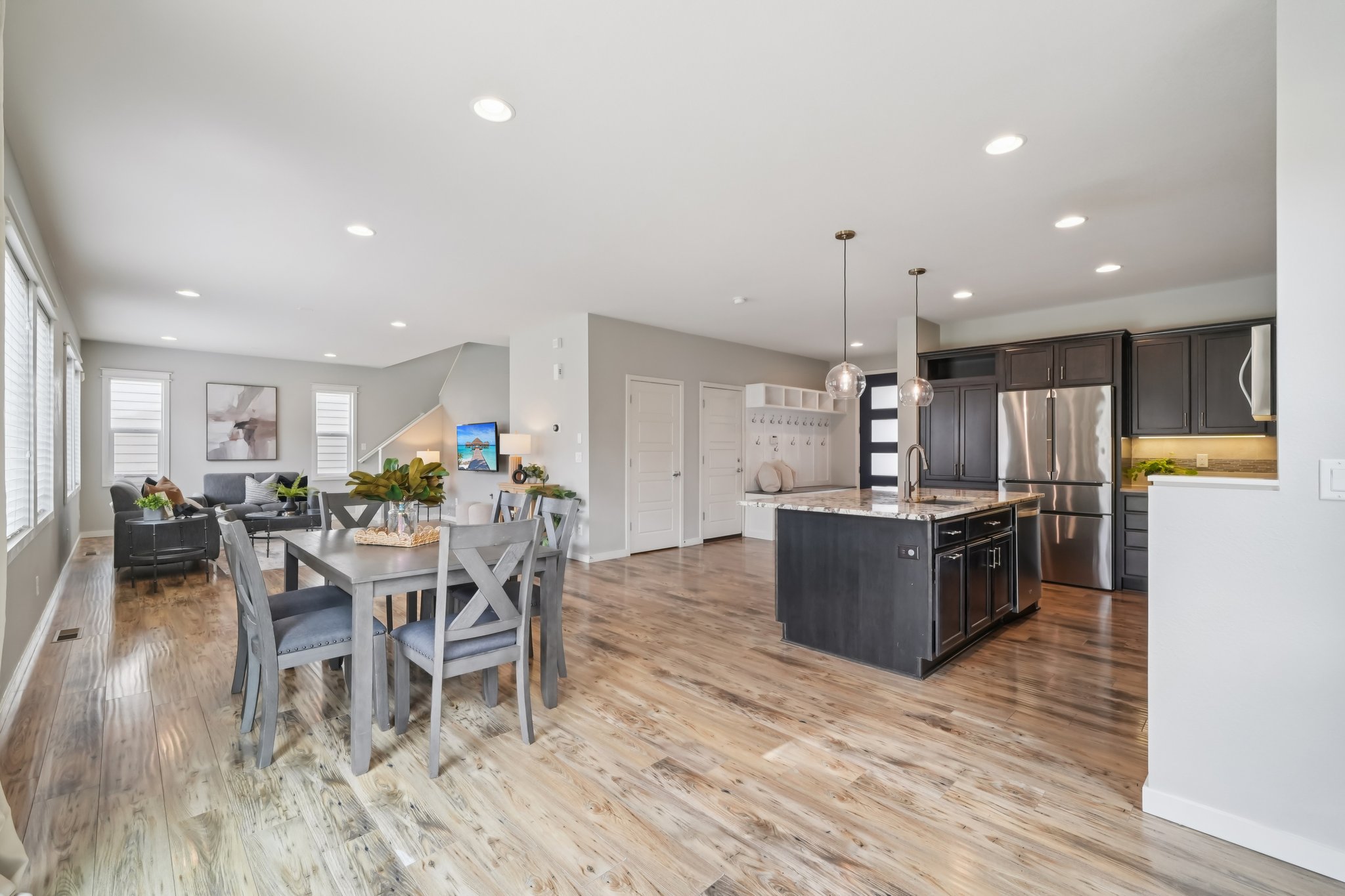 Touchstone Loop-S1403-011.jpg