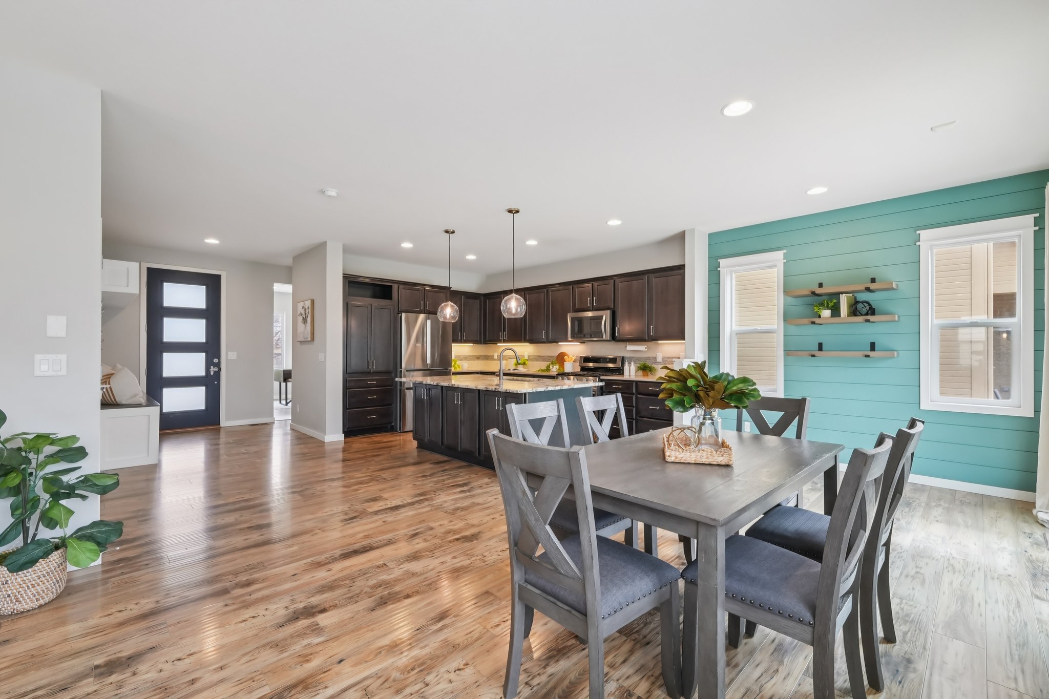 Touchstone Loop-S1403-012.jpg