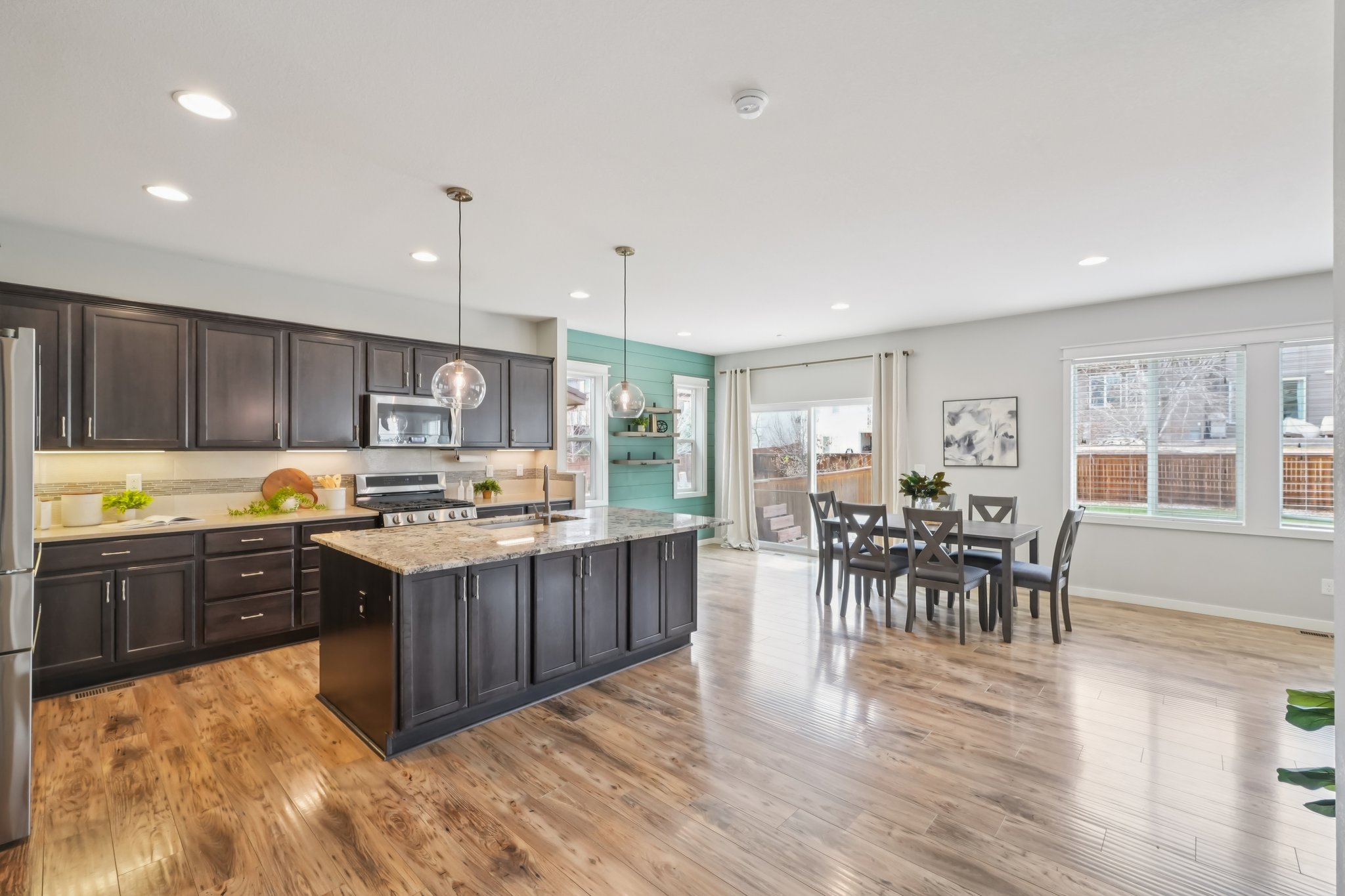 Touchstone Loop-S1403-013.jpg