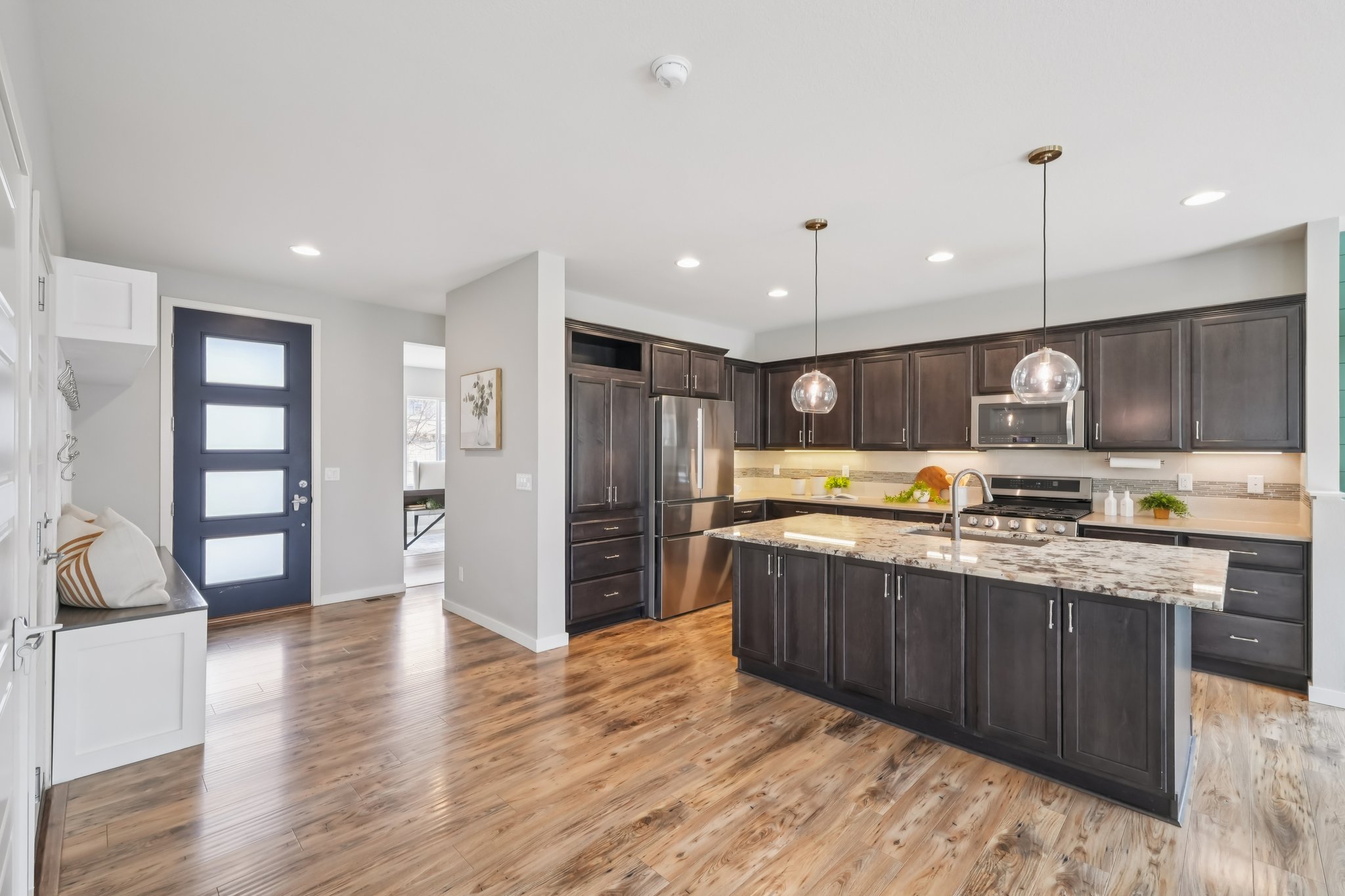 Touchstone Loop-S1403-014.jpg