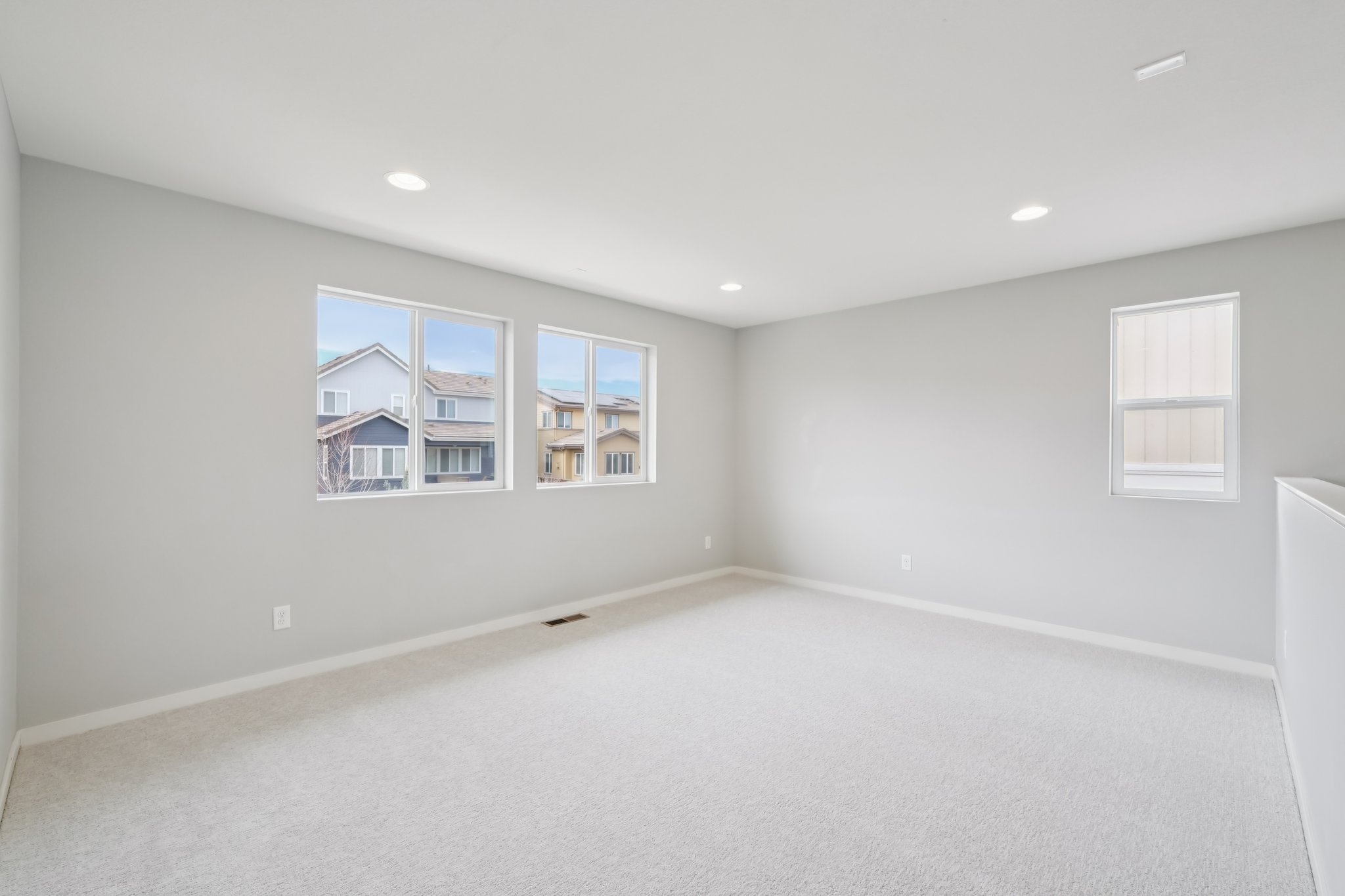 Touchstone Loop-S1403-028.jpg