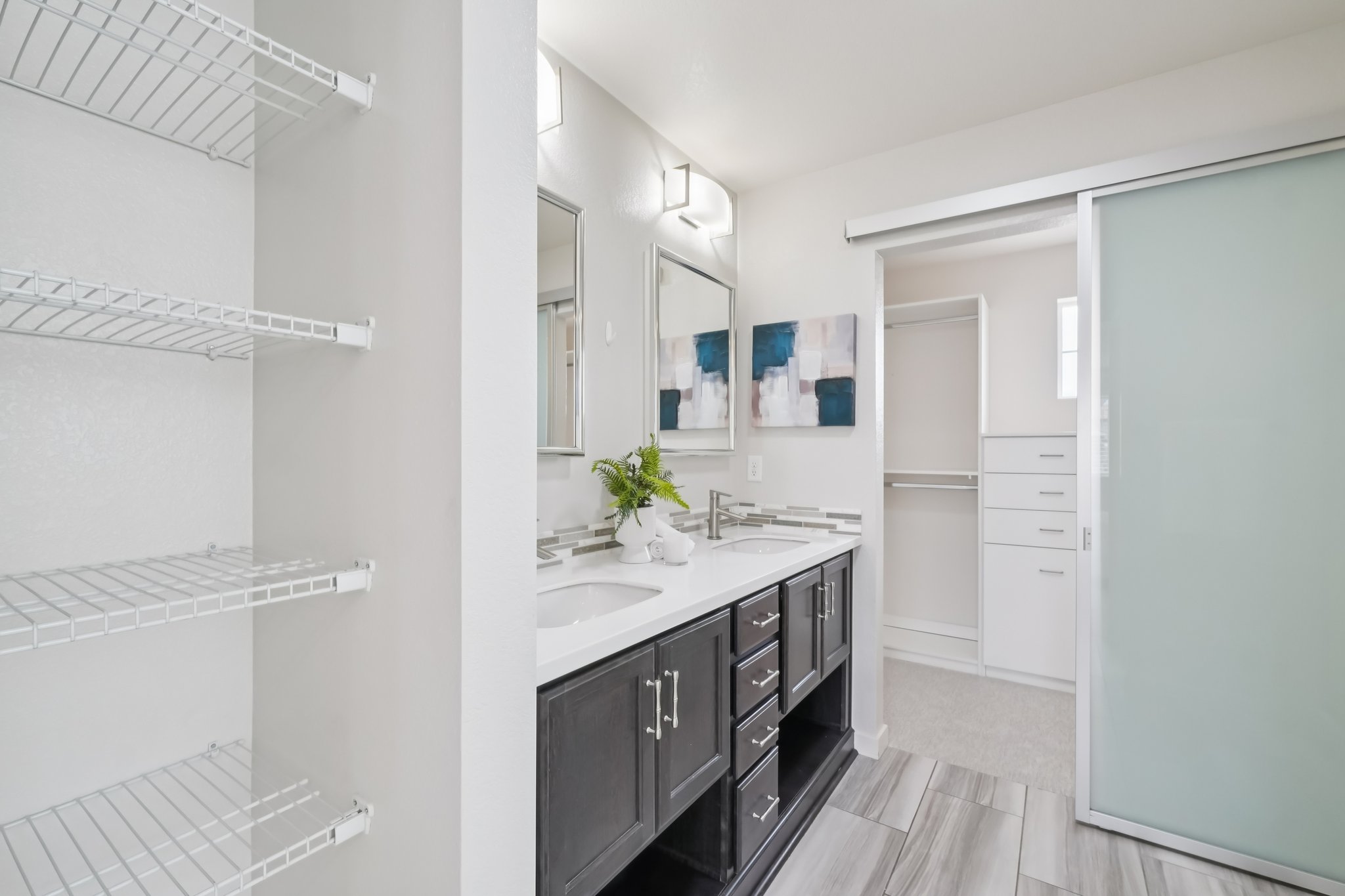 Touchstone Loop-S1403-038.jpg