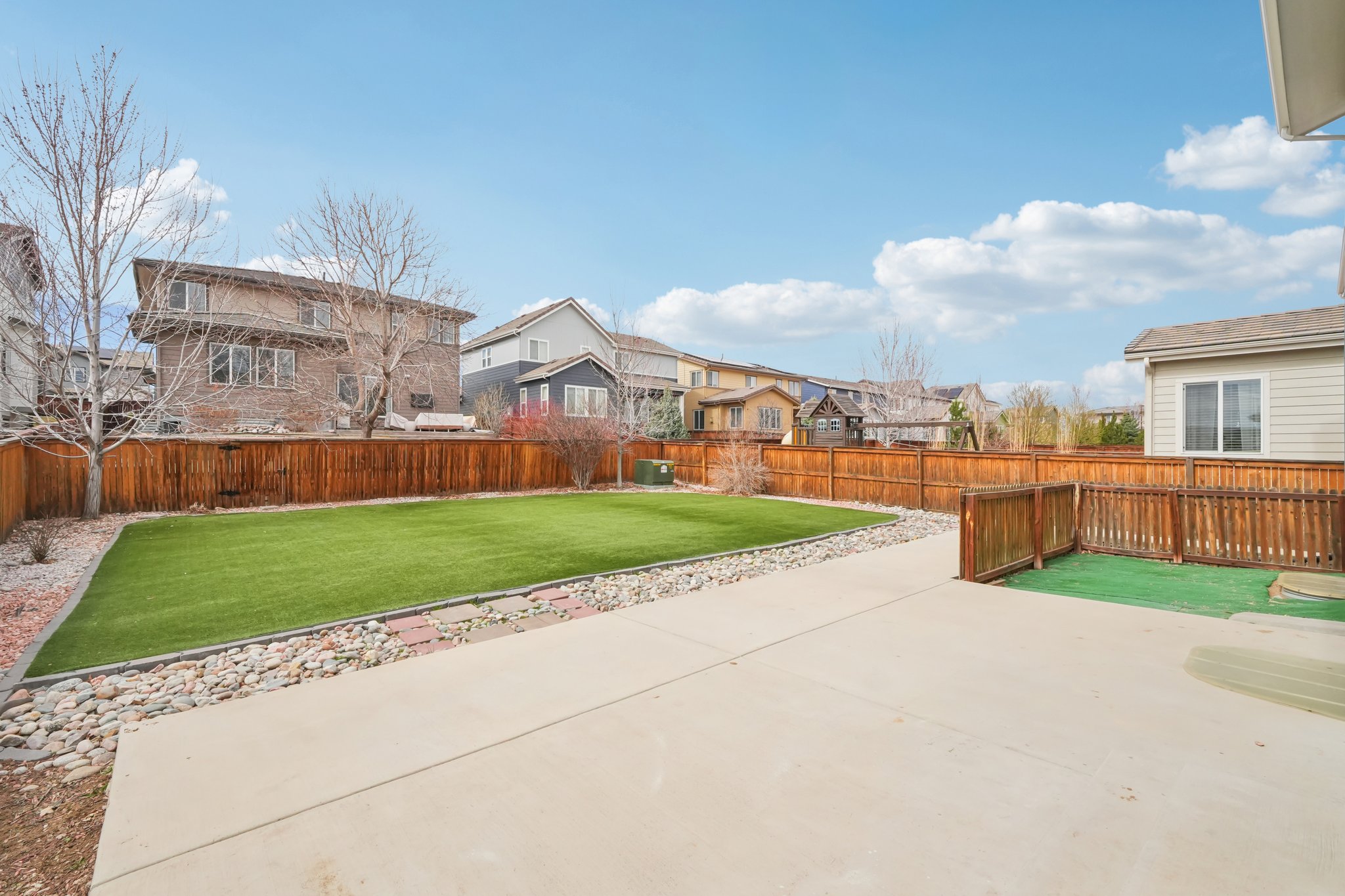 Touchstone Loop-S1403-058.jpg