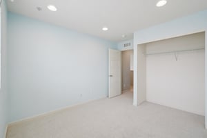 Touchstone Loop-S1403-047.jpg