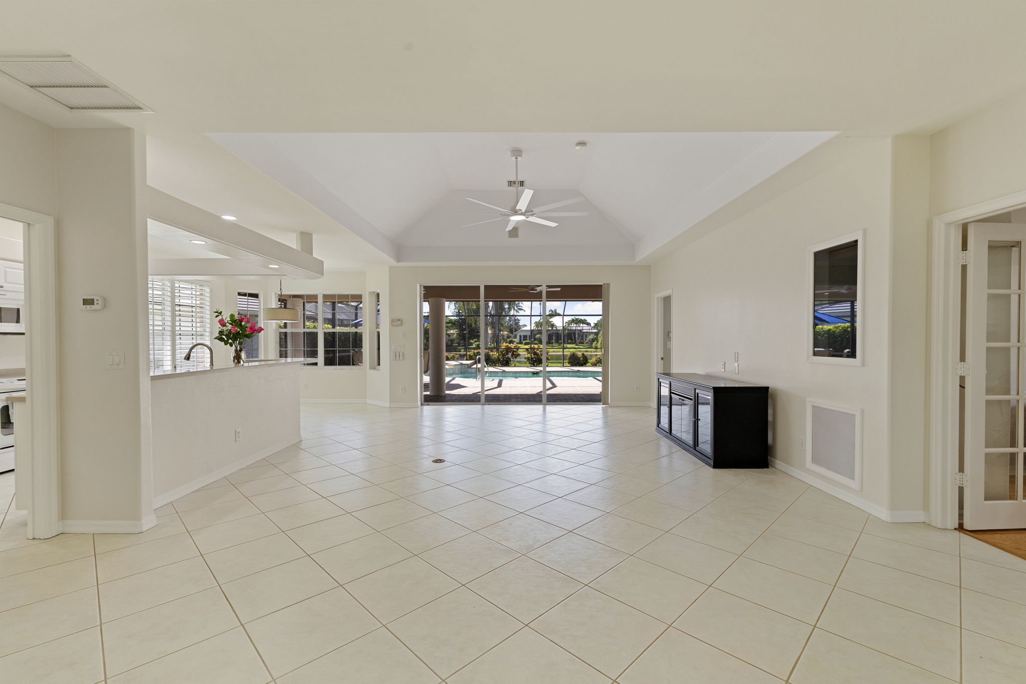 Foyer/Dining/Living Room