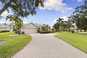 Corner lot/ front yard / ample parking