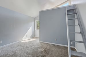 Shoreline Dr-S0808-034.jpg