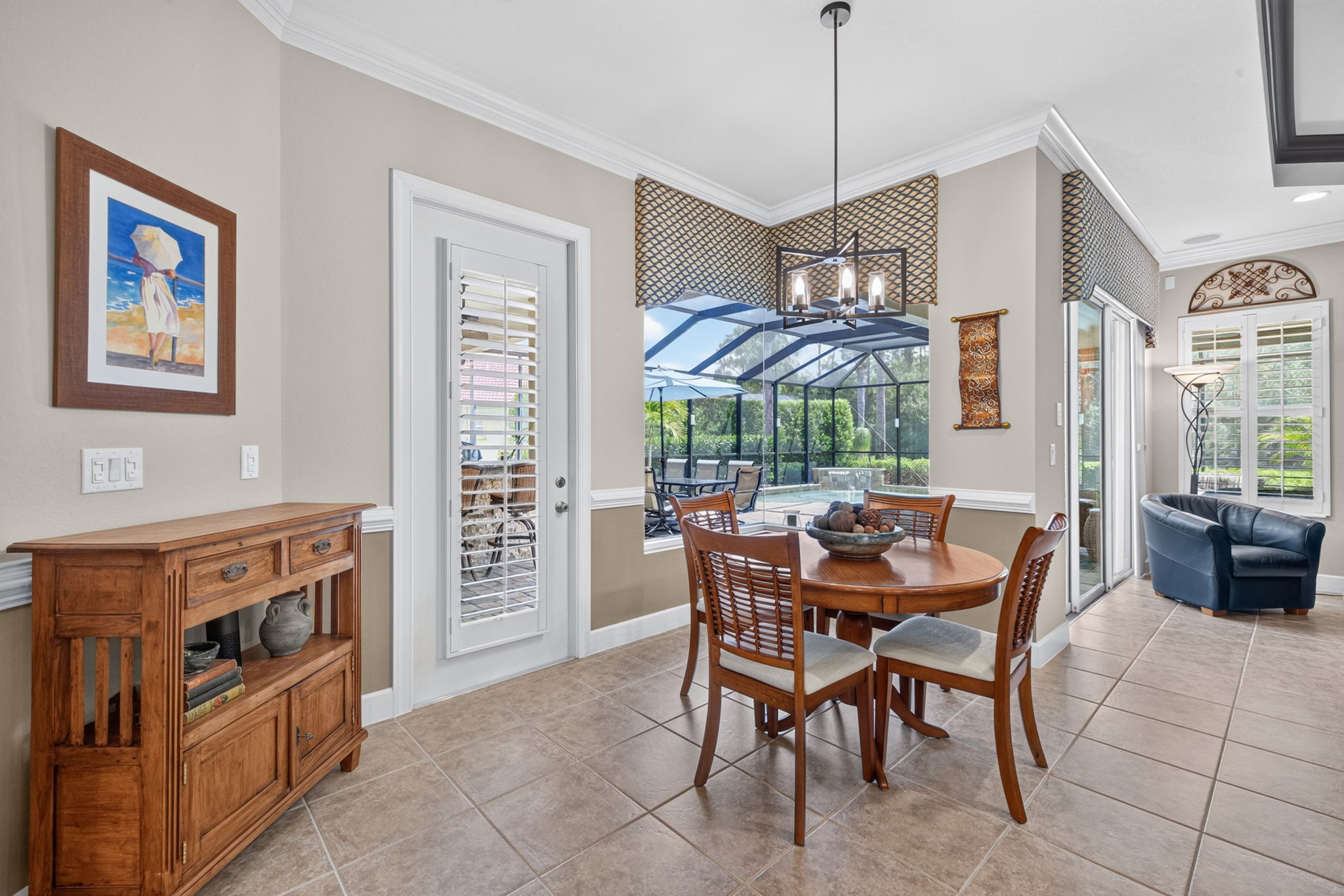 Breakfast Nook 1
