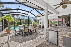 Pool Lanai 2
