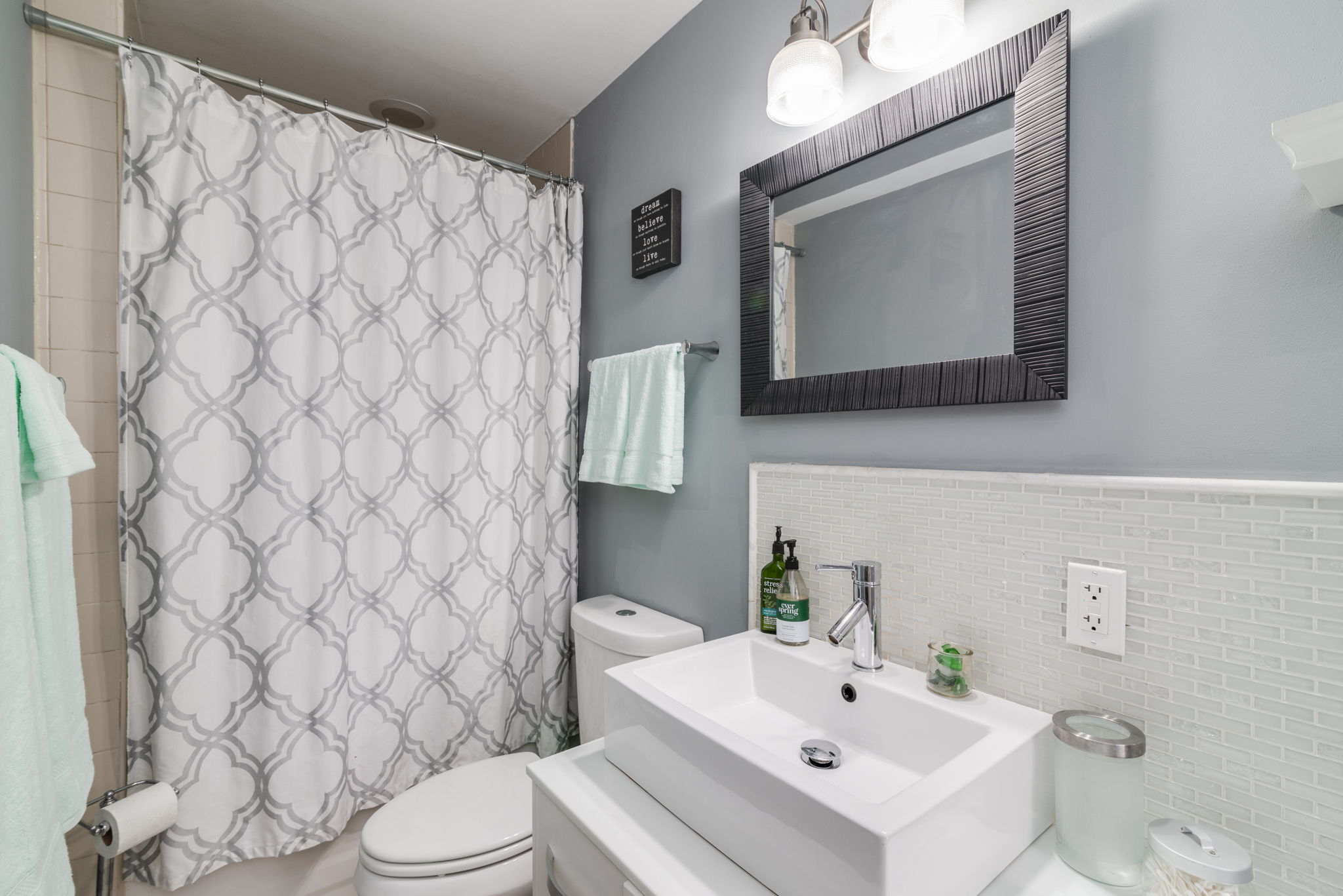  108A Magnolia Ave, Jersey City, NJ 07306, US Photo 14