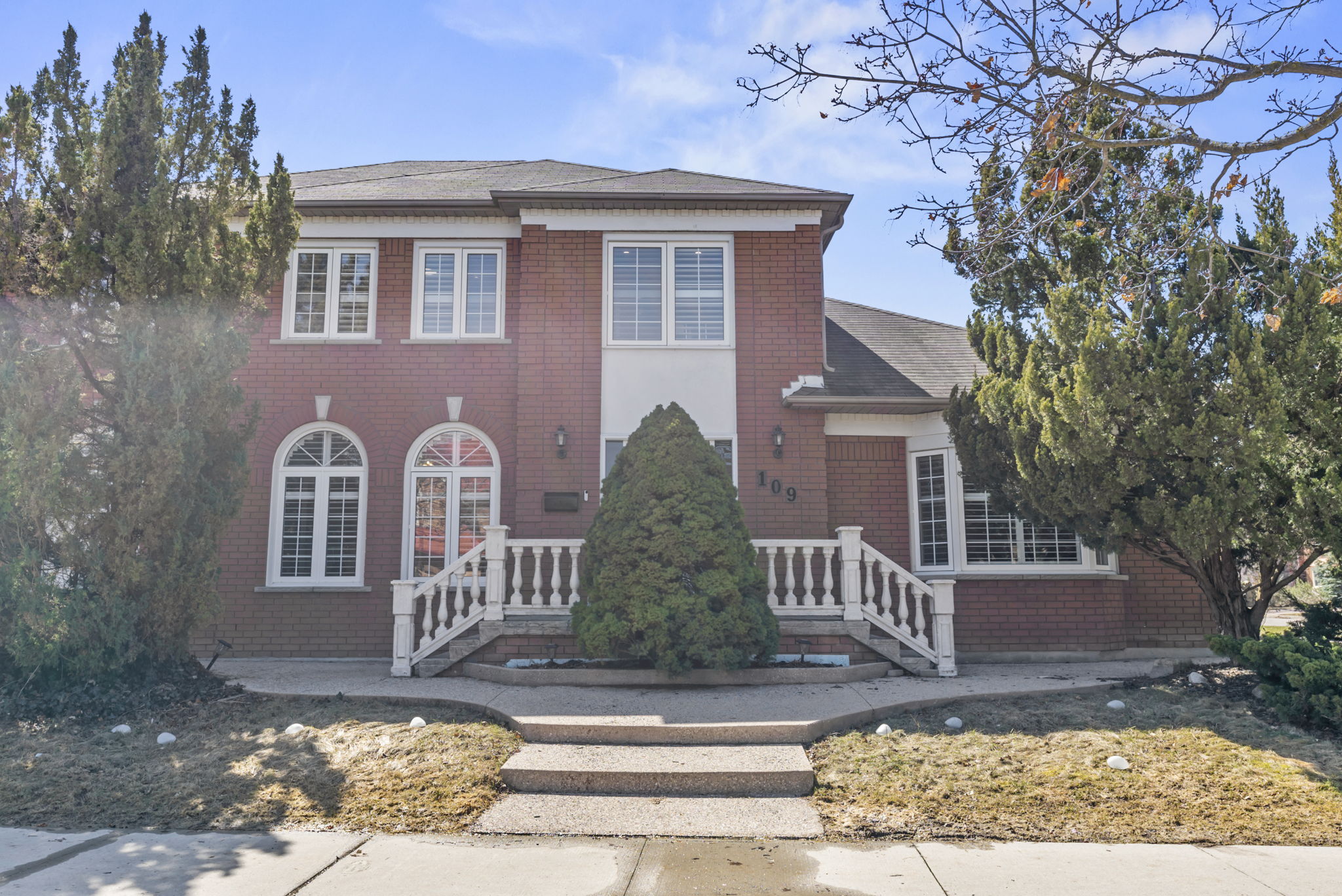 109 Angelina Ave Vaughan, ON L4L 8N9