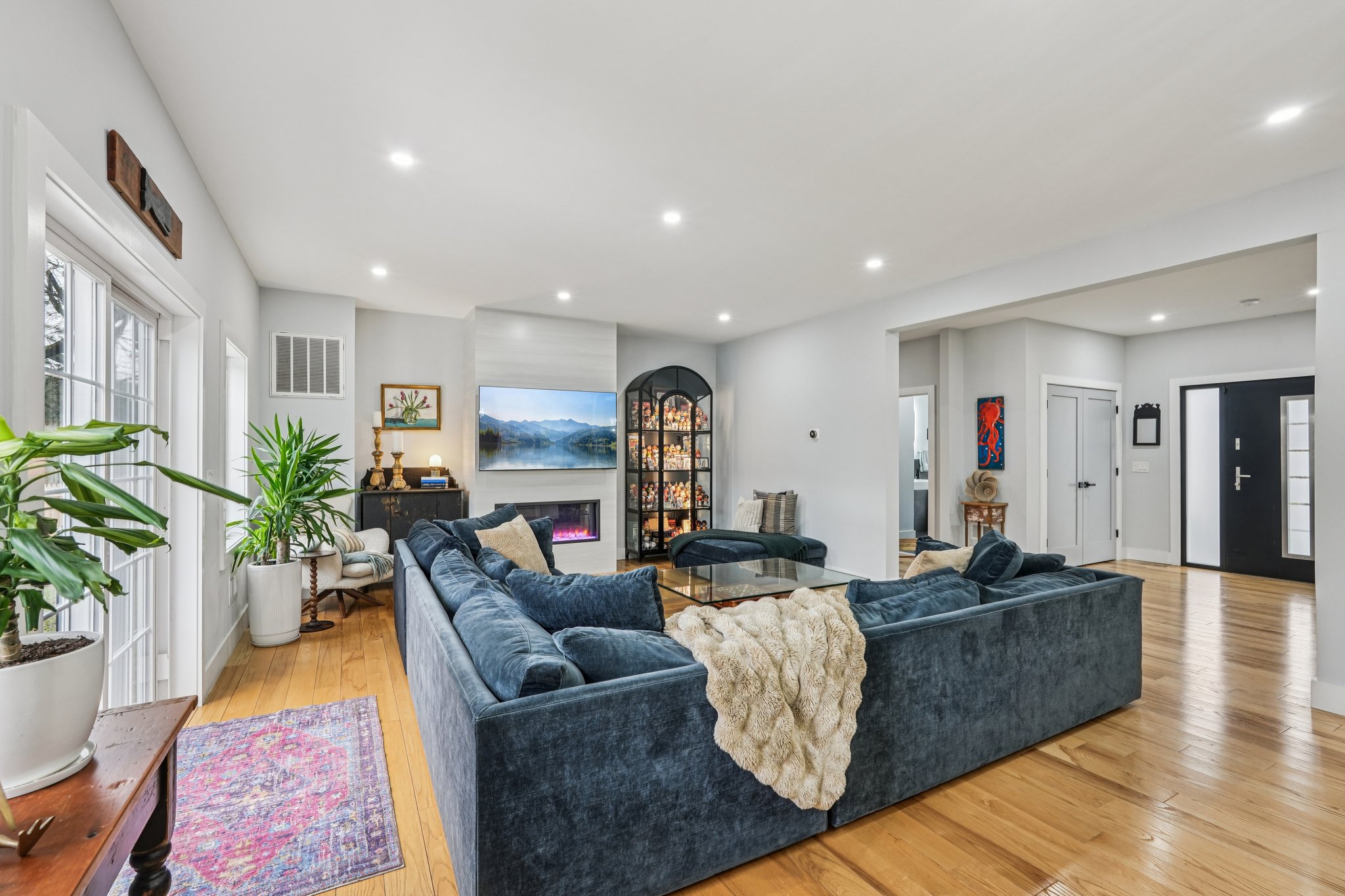 Arbor Dr-S0903-012 (2).jpg