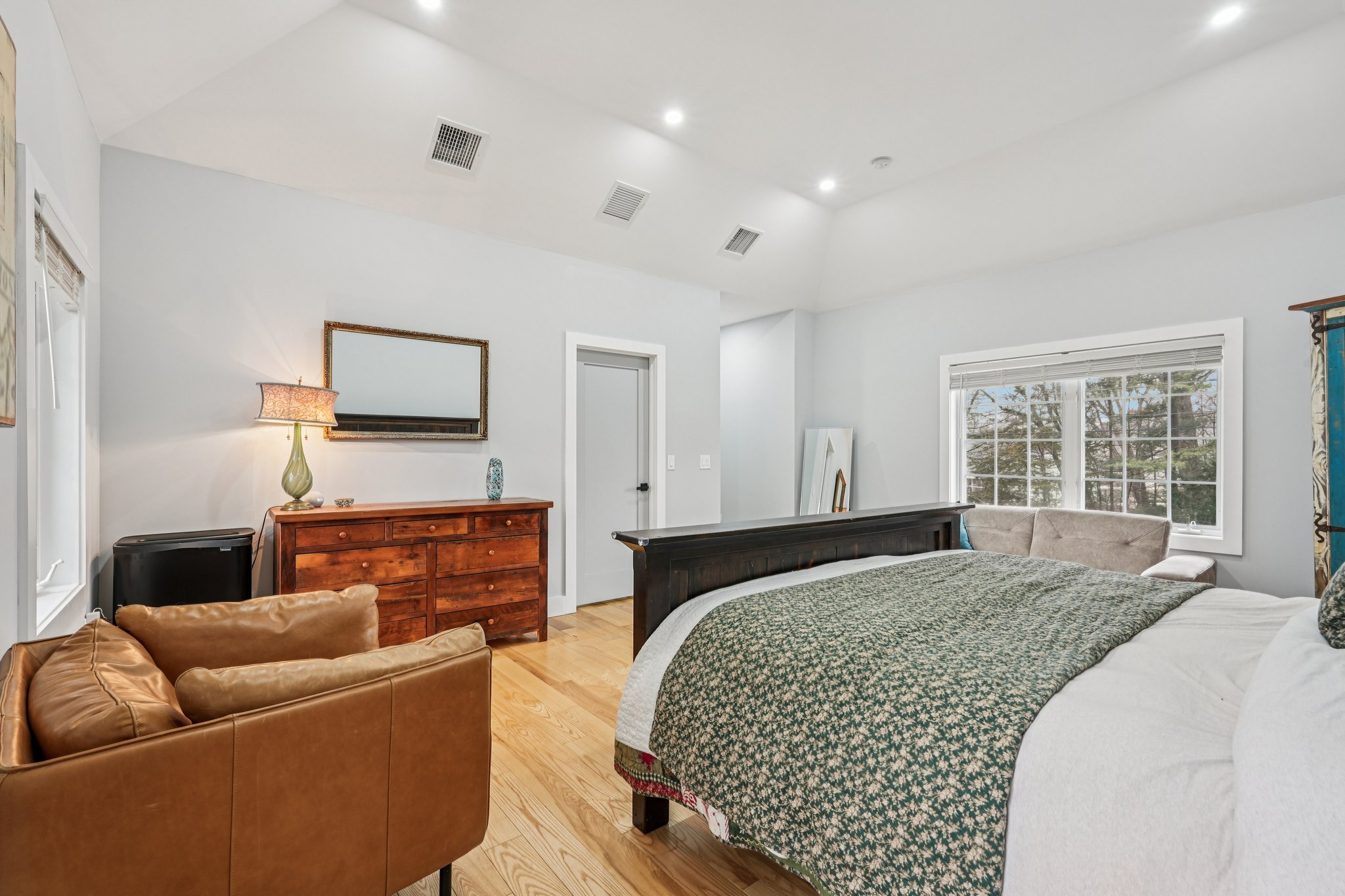 Arbor Dr-S0903-031 (2).jpg