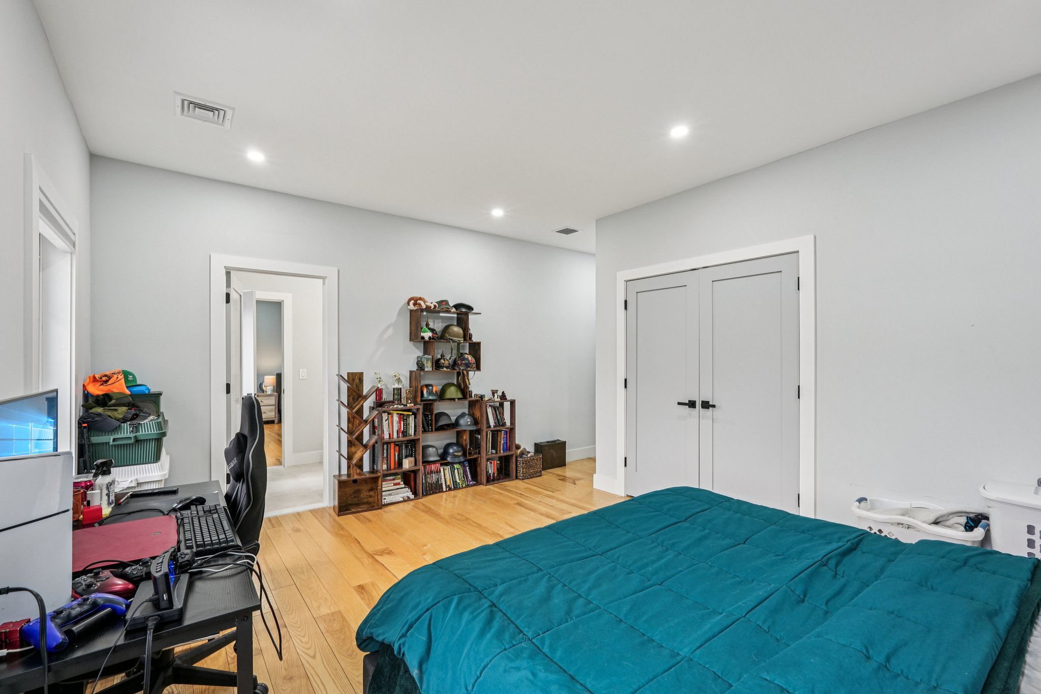 Arbor Dr-S0903-041 (2).jpg