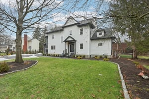 Arbor Dr-S0903-003 (2).jpg