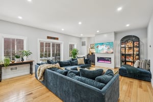 Arbor Dr-S0903-009 (2).jpg