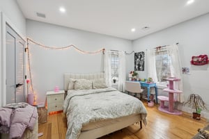 Arbor Dr-S0903-042 (2).jpg