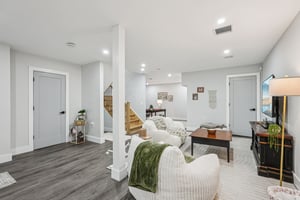 Arbor Dr-S0903-048 (2).jpg