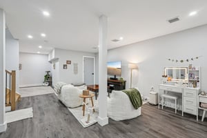 Arbor Dr-S0903-049 (2).jpg