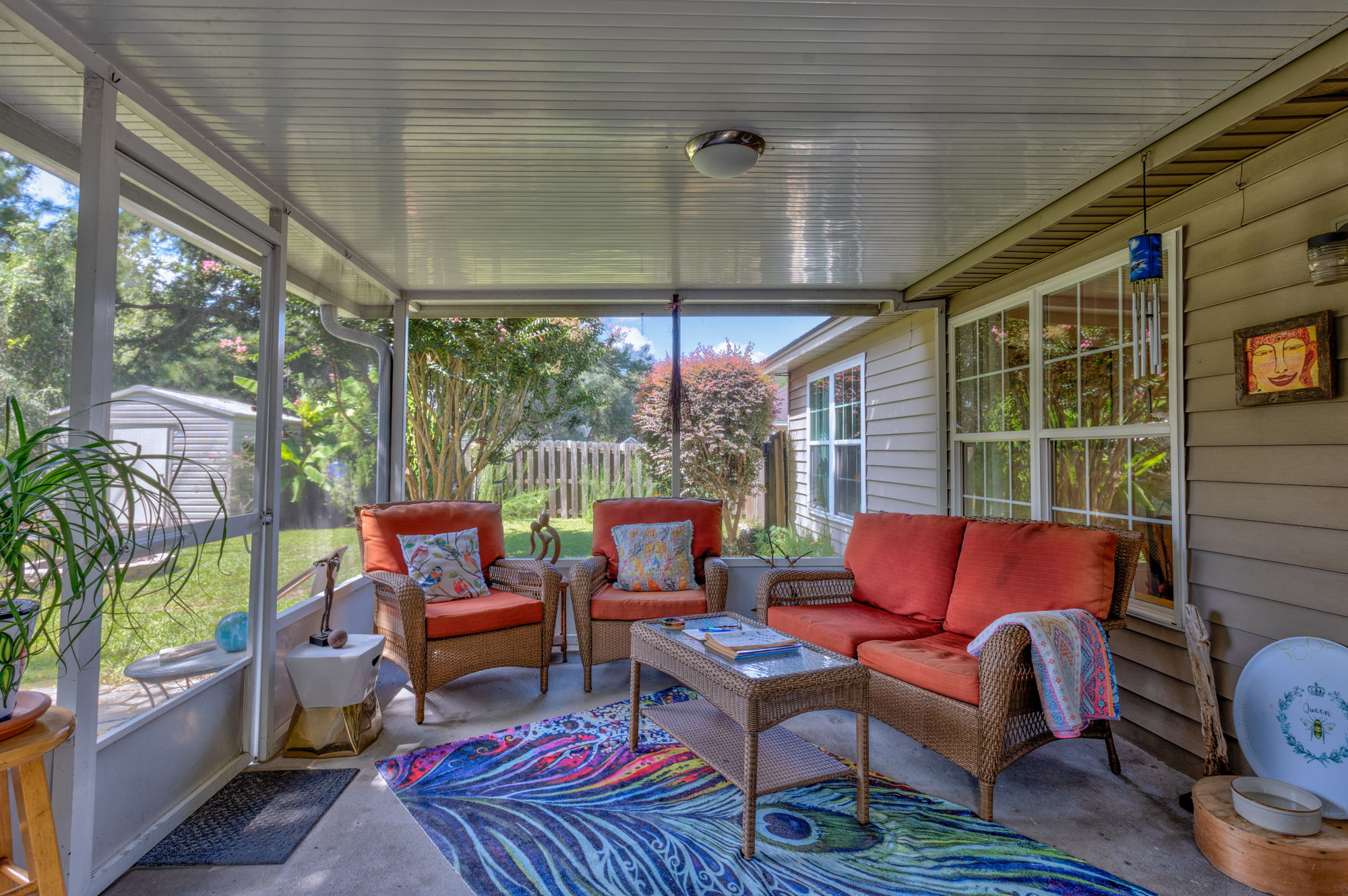 Screened Porch 02