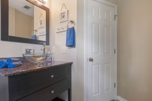 Guest Bath 3