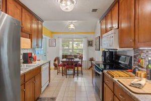 Kitchen 4