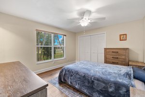 Guest Bedroom 1.jpg