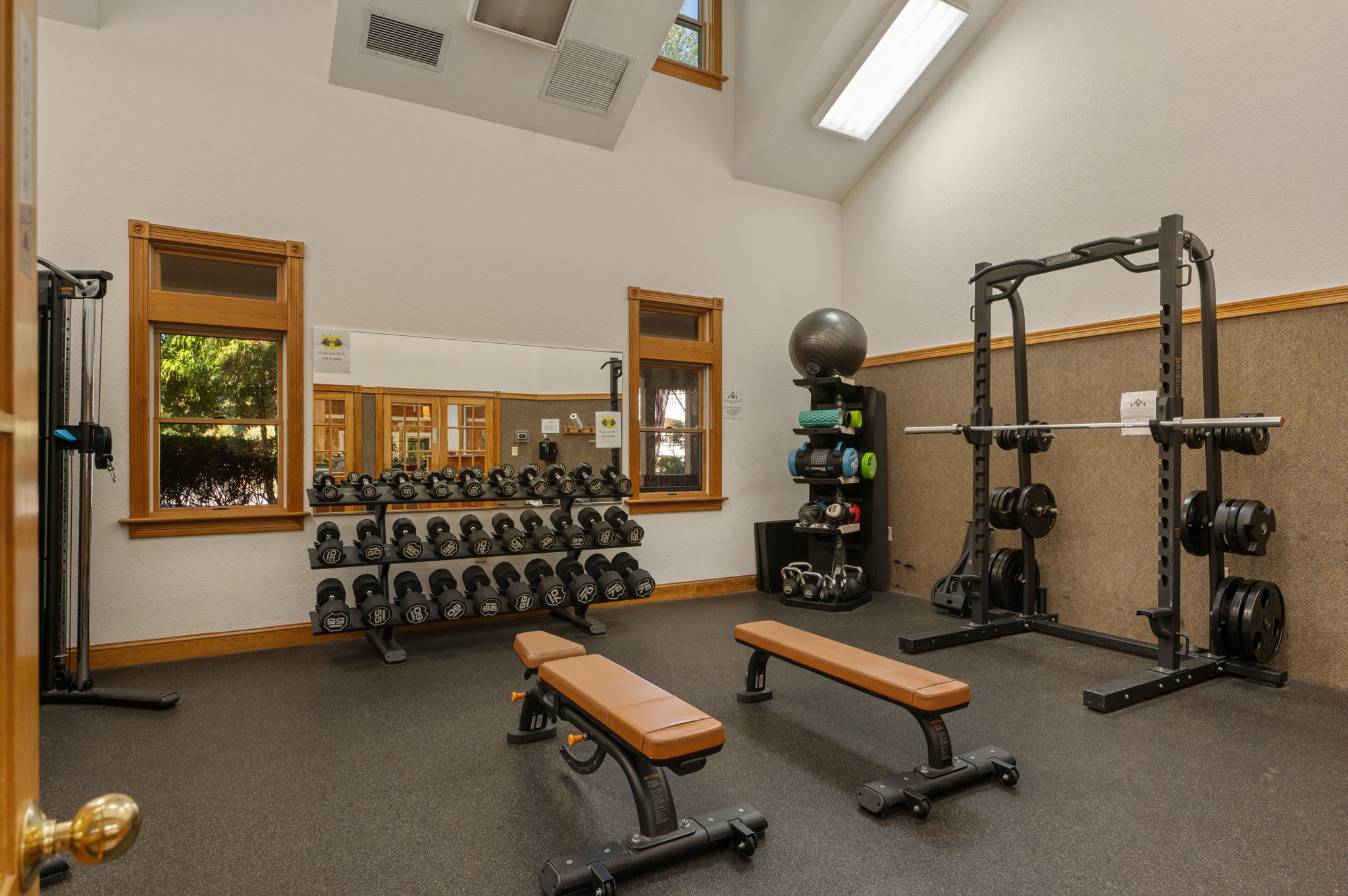 Four-Seasons-Weight-Room