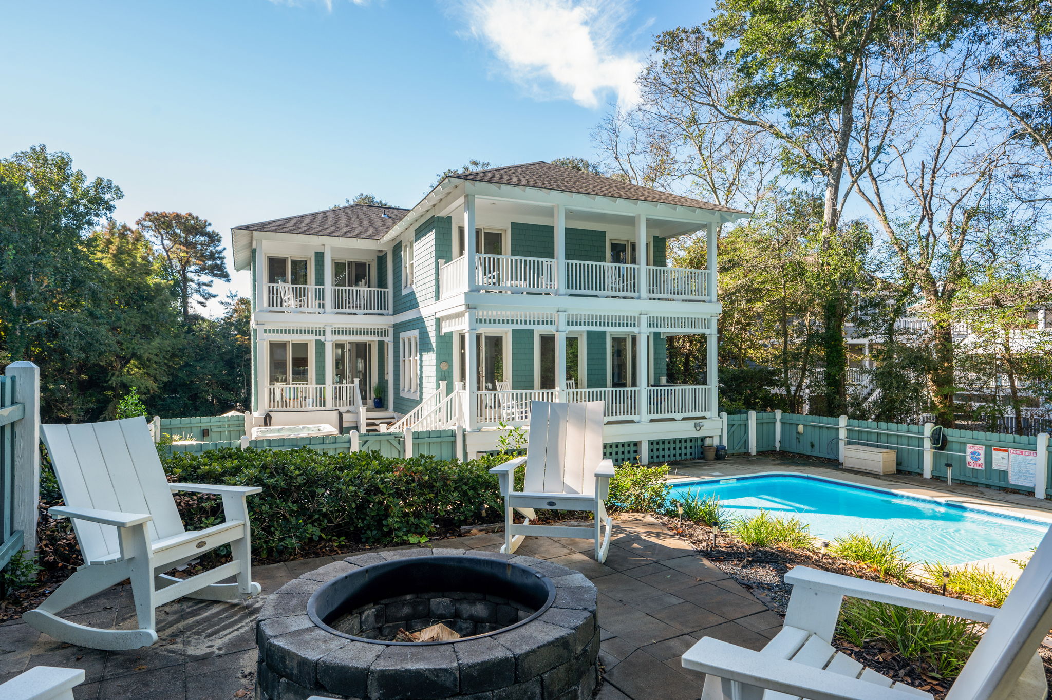 109-Beachcomber-Ct-Private-Pool-Fire-Pit-Area-V3