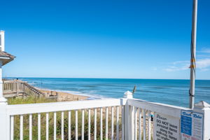 Four-Seasons-Beach-Access-View