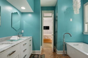 109-Beachcomber-Ct-BR1-Private-Bath-V3