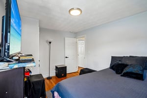 Broadsound Ave-S2506-014.jpg