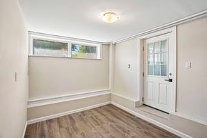 Broadsound Ave-S2506-017.jpg