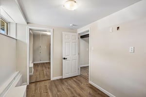 Broadsound Ave-S2506-021.jpg